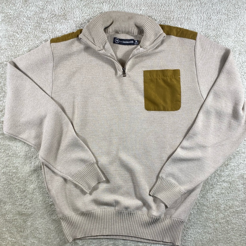 Real essentials Men’s Medium  Soft Sweatshirt New Without Tags # 86